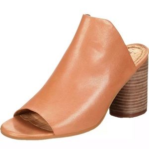 Lucca Lane Womens Hilaire Brown Leather Mules